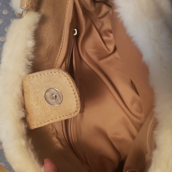 Purse - Picture 3 of 3